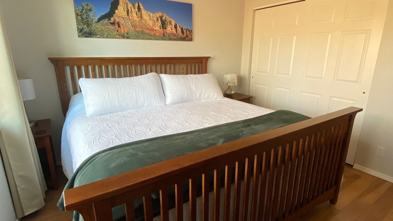 Photo of Bedroom in Walnut Meadows