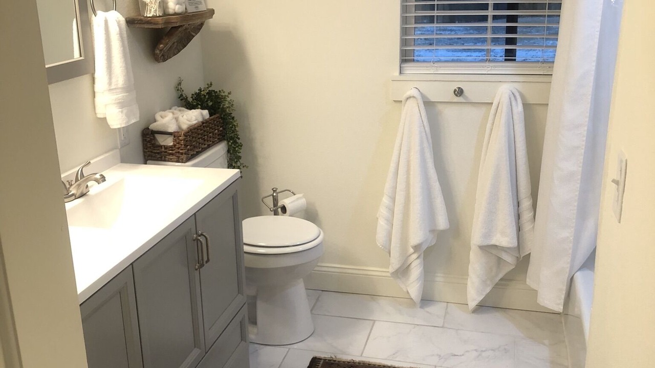 Photo of Bathroom in Turners
