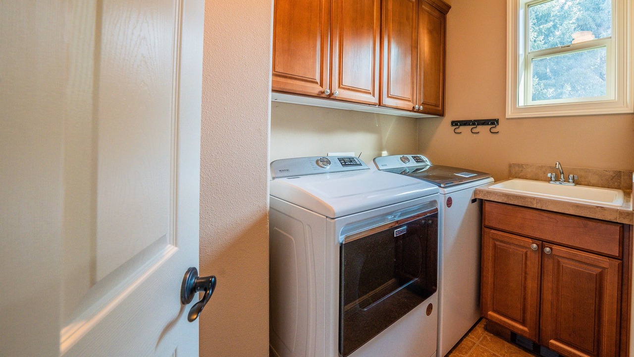Photo of Bedroom in Long Beach