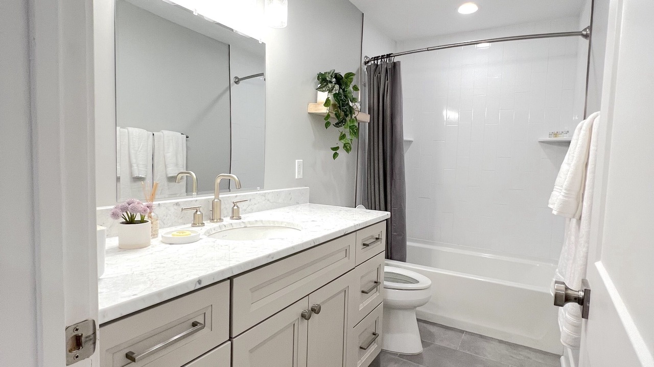 Photo of Bathroom in Downtown Jersey City