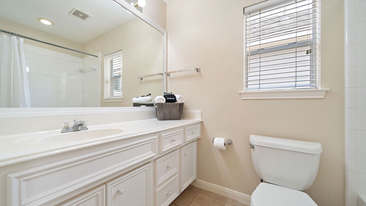 Photo of Bathroom in South Central Houston