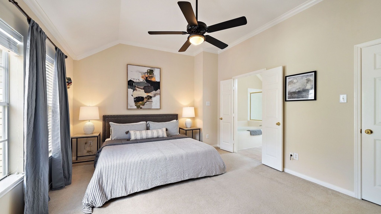 Photo of Bedroom in South Central Houston