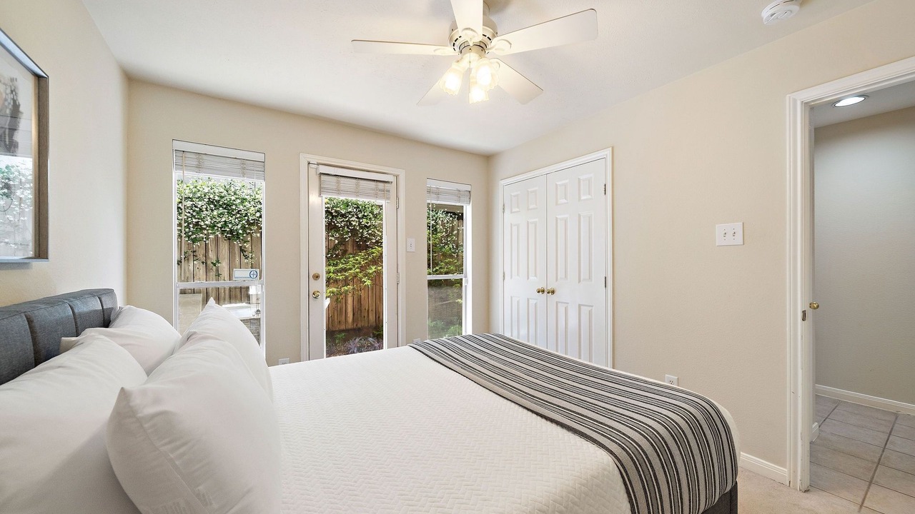 Photo of Bedroom in South Central Houston