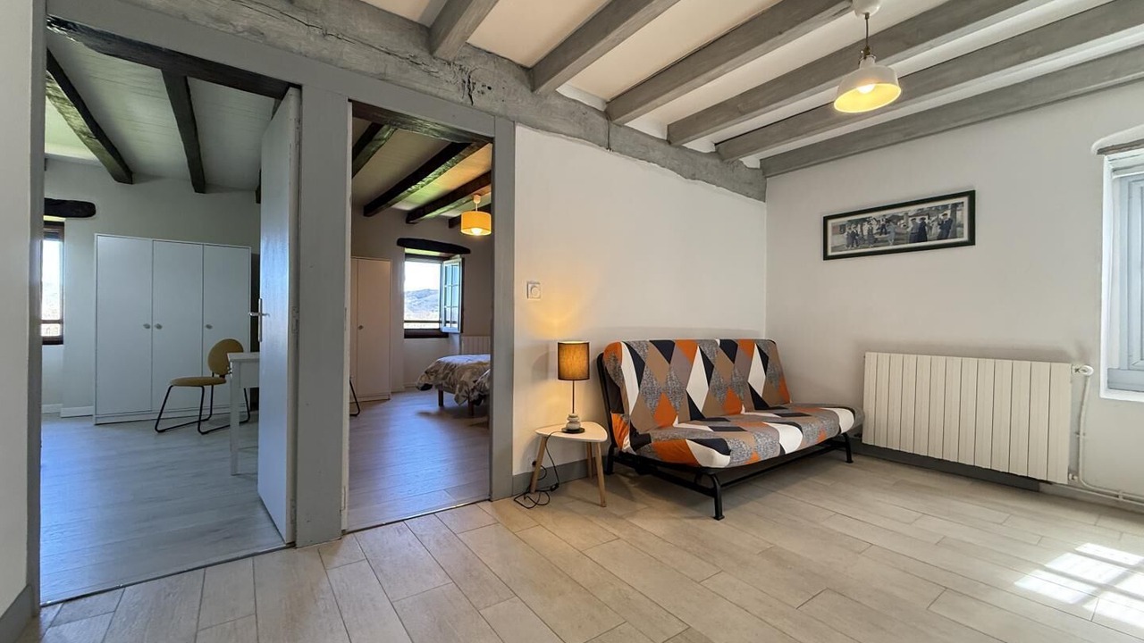 Photo of Livingroom in Sare