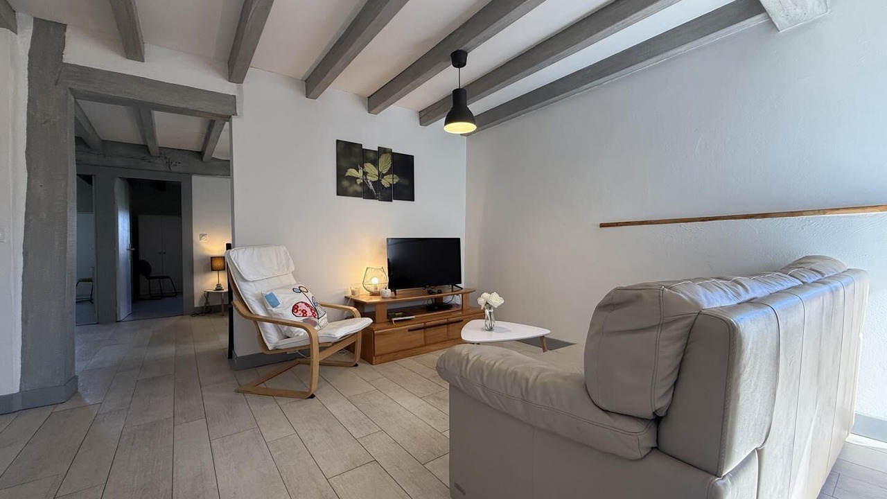 Photo of Livingroom in Sare
