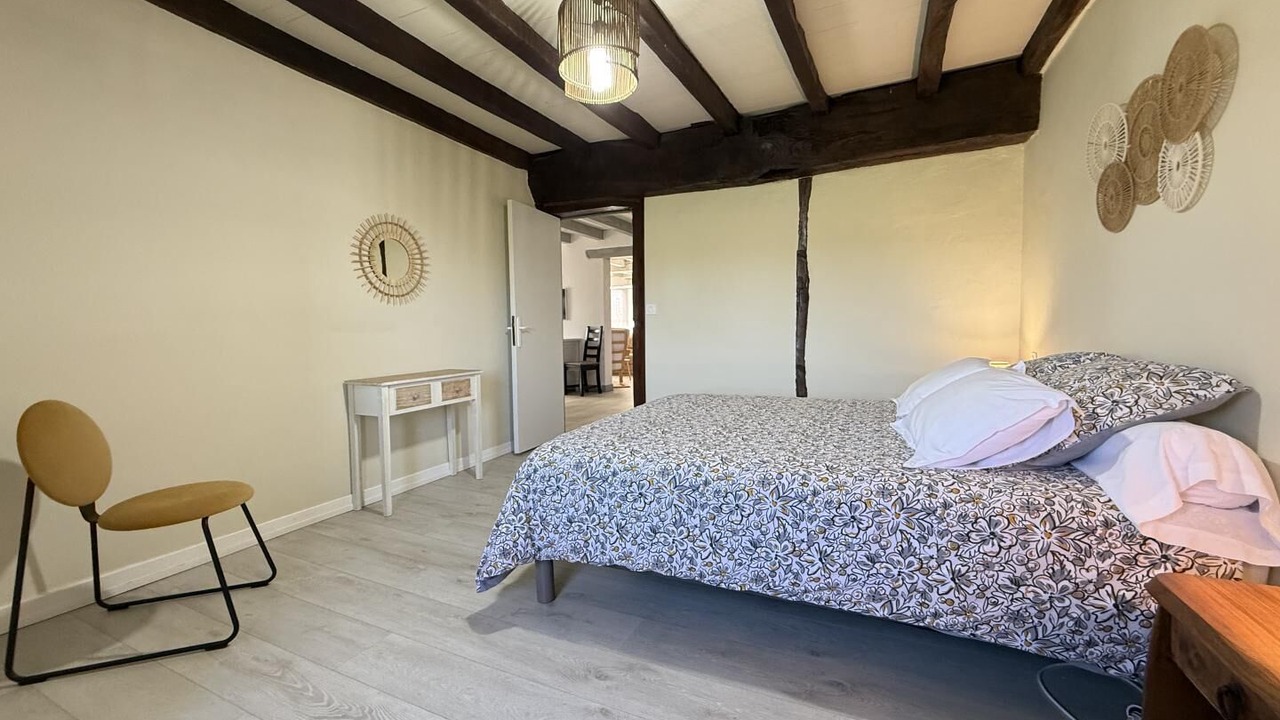Photo of Bedroom in Sare