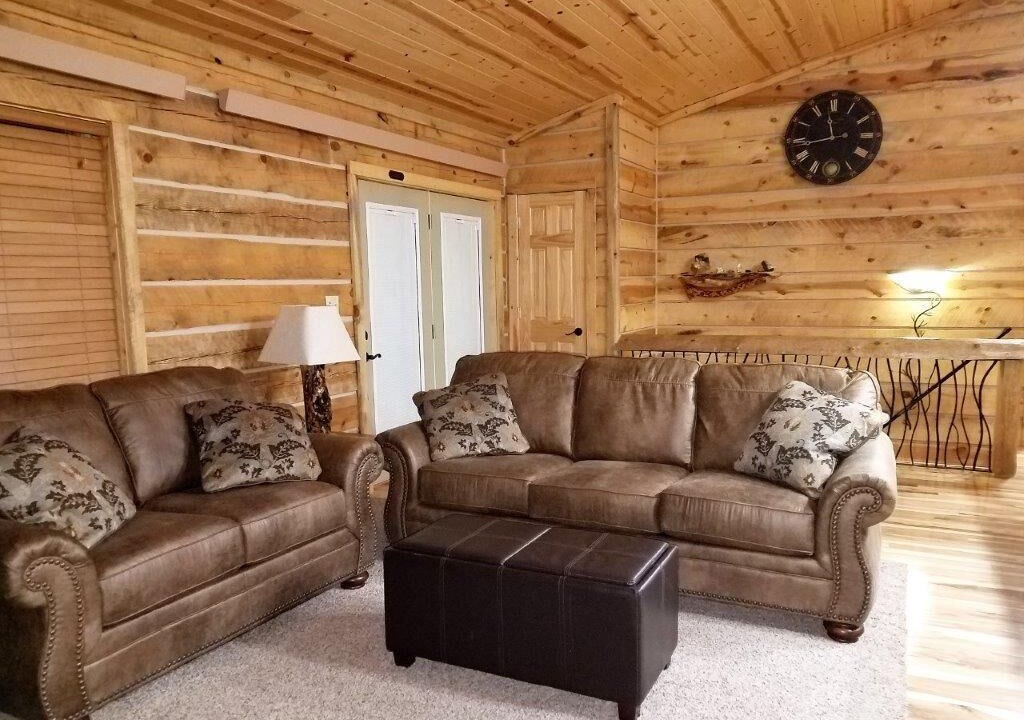 Photo of Livingroom in Custer