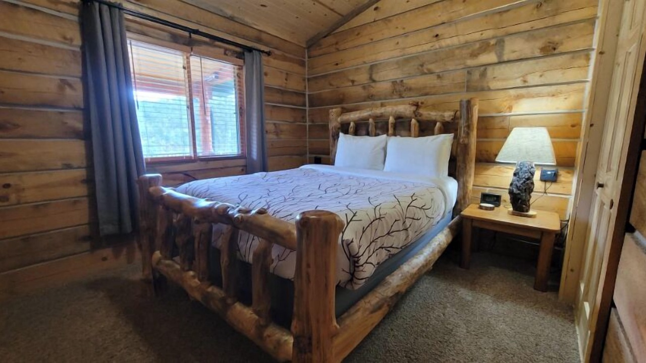 Photo of Bedroom in Custer