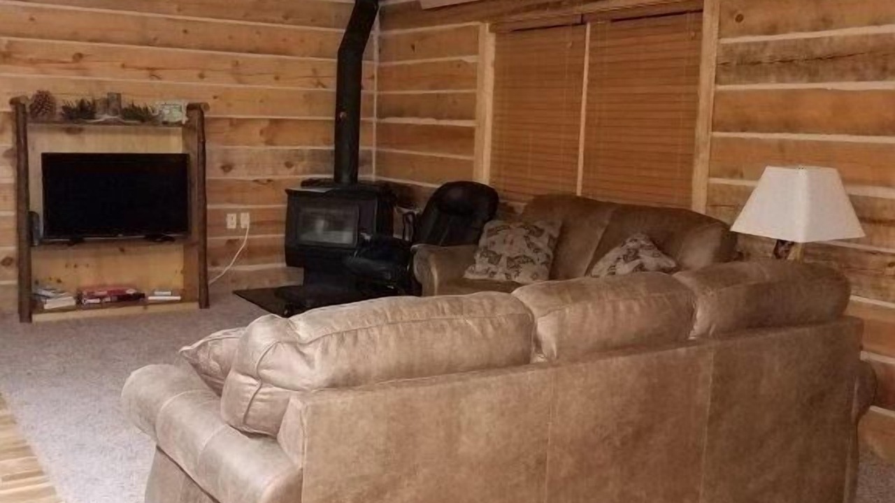 Photo of Livingroom in Custer