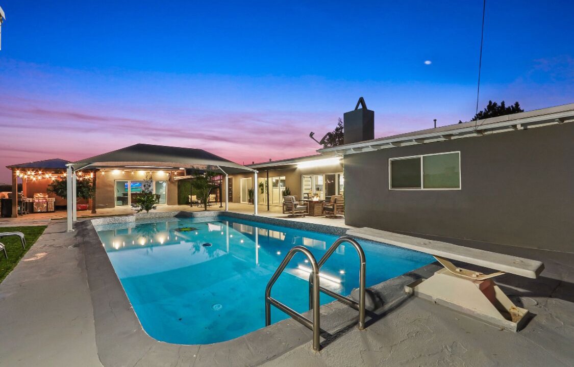 Photo of Outdoor in Mission Hills South