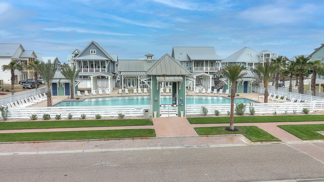 Photo of Patio Balcony in Cinnamon Shore