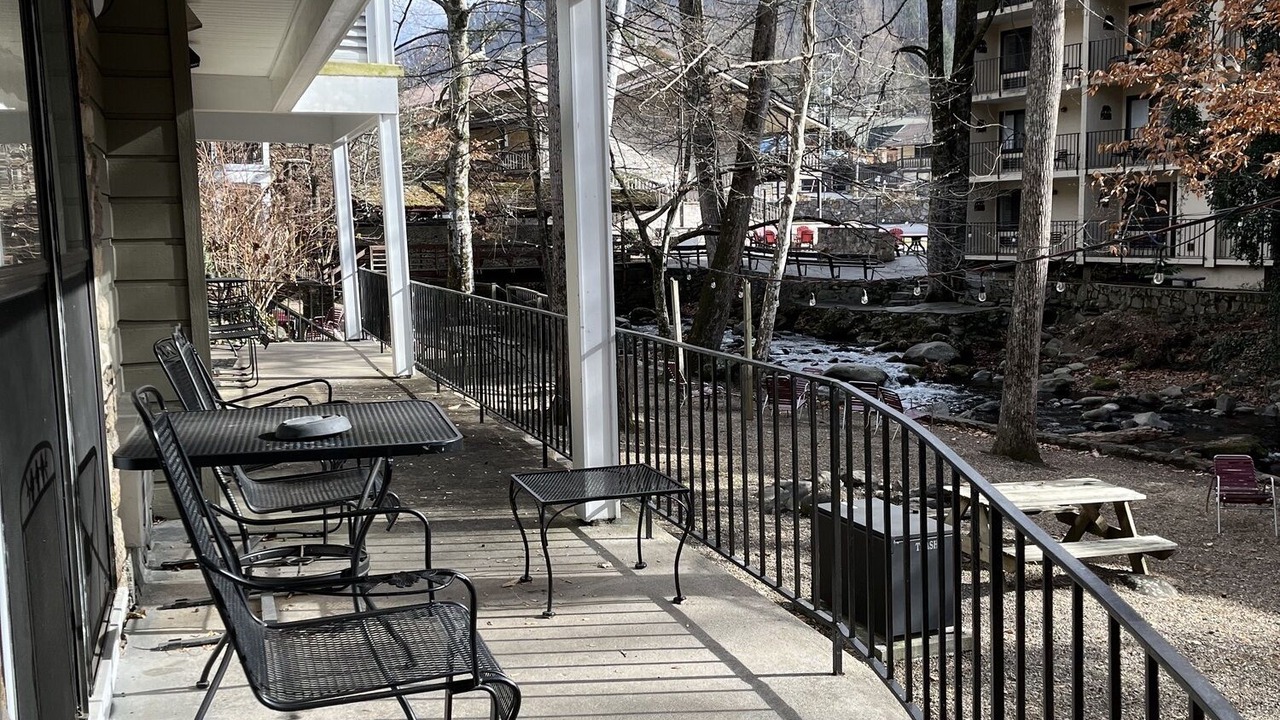 Photo of Others in Gatlinburg