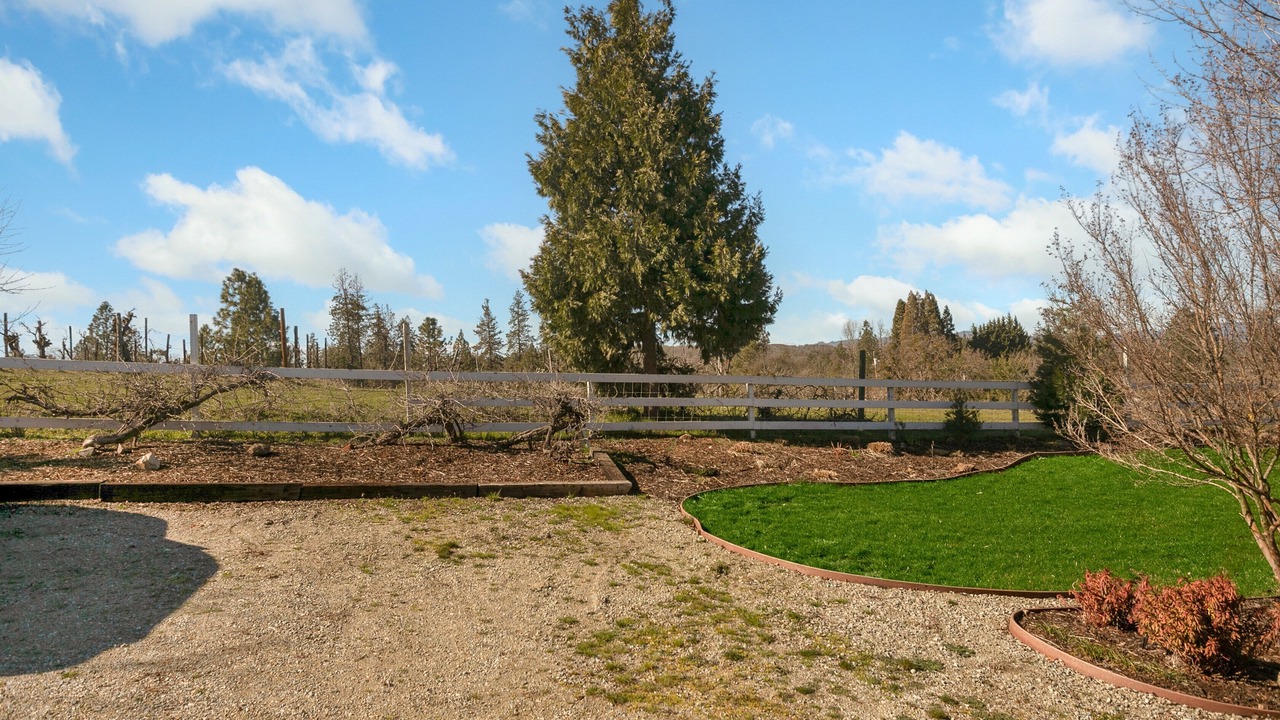 Photo of Outdoor in Central Point