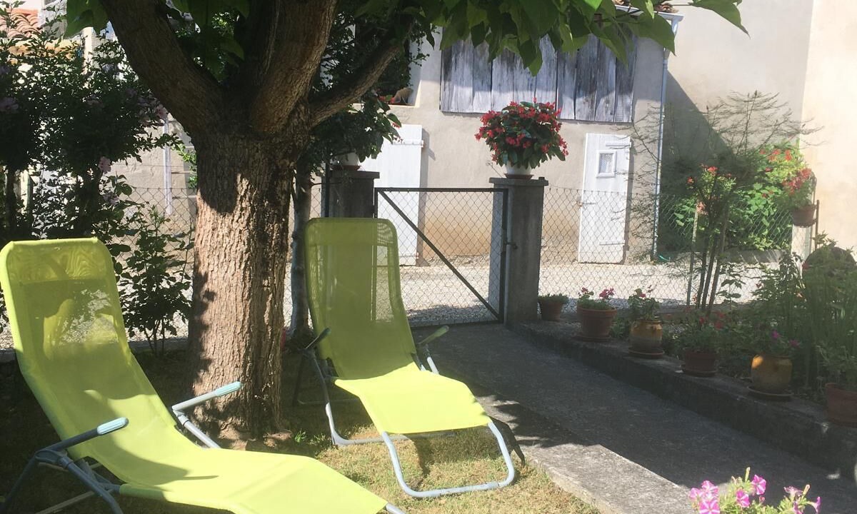 Photo of Outdoor in Vernajoul