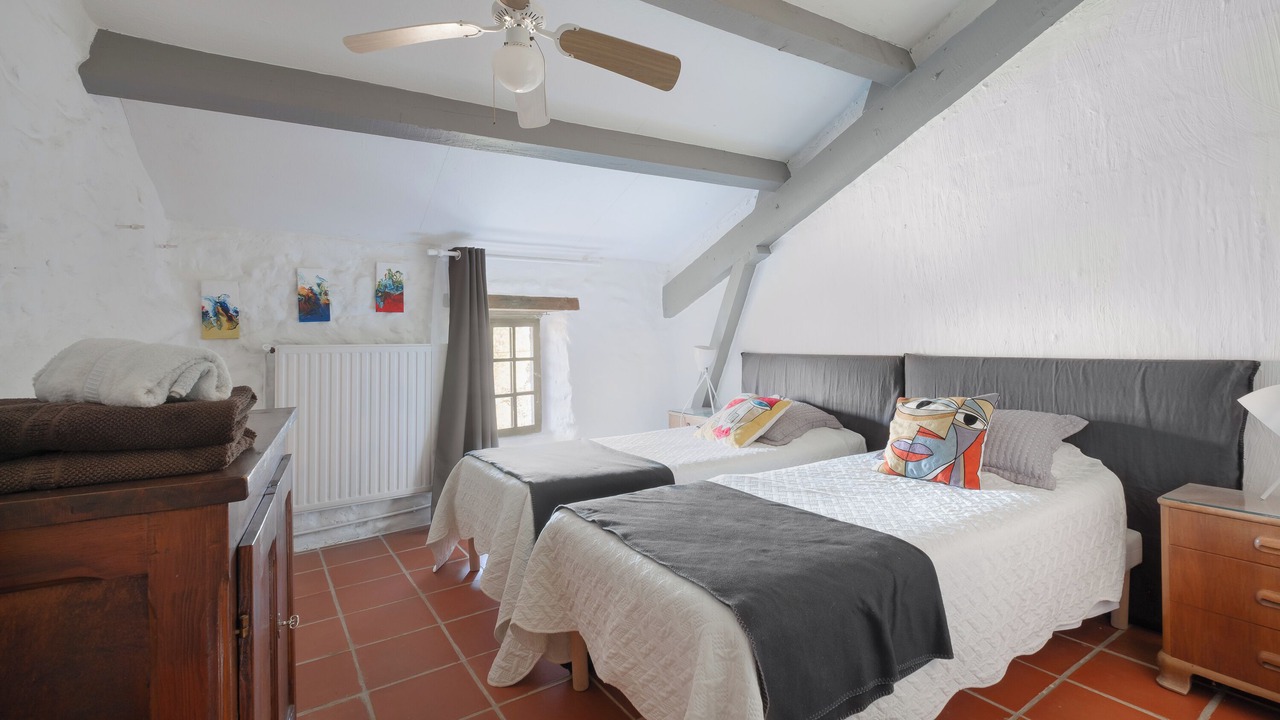 Photo of Bedroom in Labastide-de-Virac
