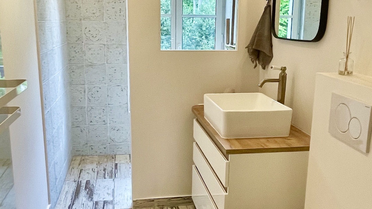 Photo of Bathroom in Conde-sur-Vesgre