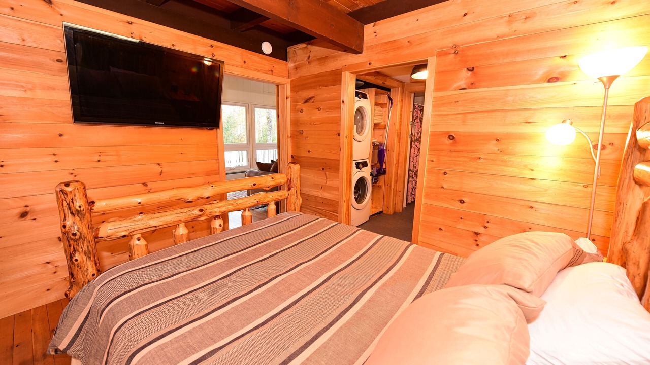 Photo of Bedroom in Eidelweiss Village