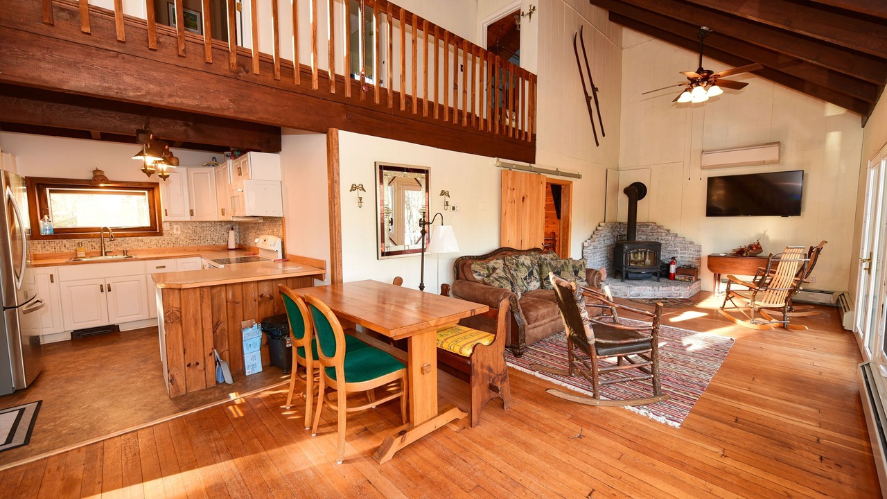 Photo of Livingroom in Eidelweiss Village