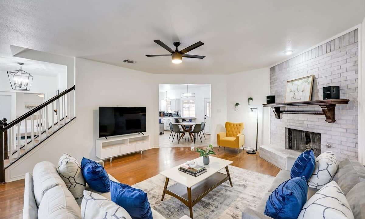 Photo of Bedroom in Rowlett