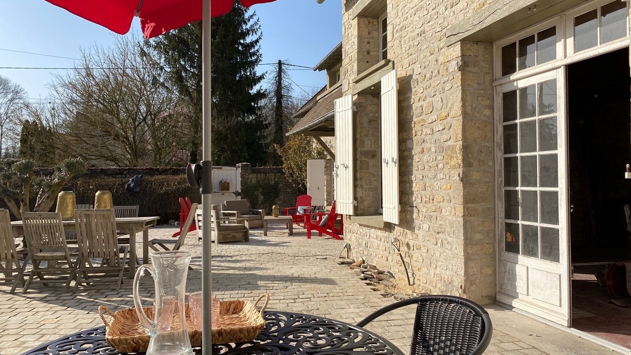 Photo of Outdoor in Yevre-le-Chatel