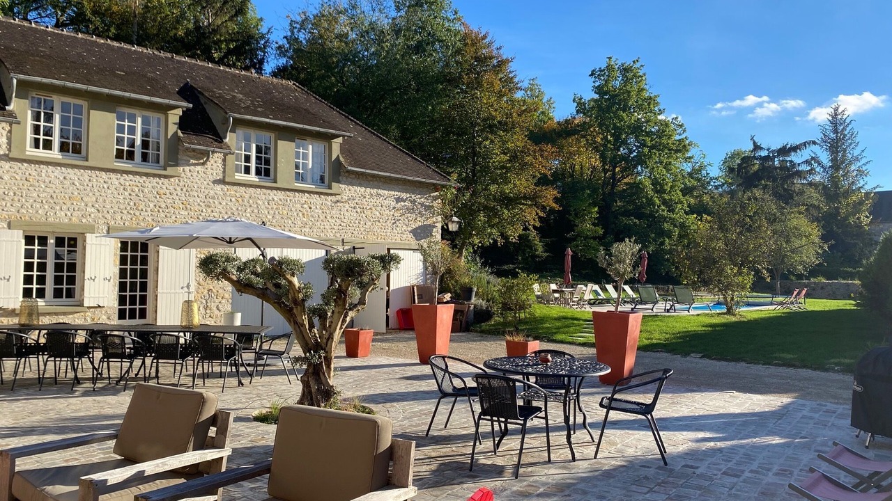 Photo of Outdoor in Yevre-le-Chatel