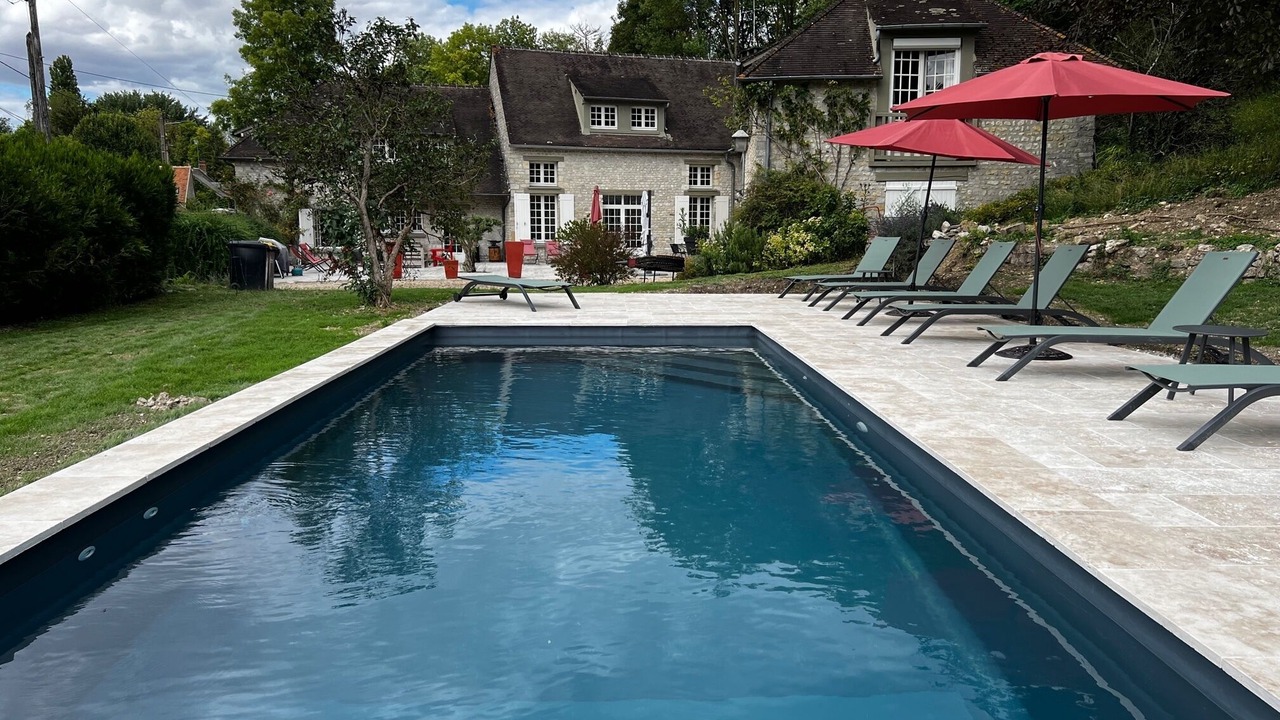 Photo of Outdoor in Yevre-le-Chatel