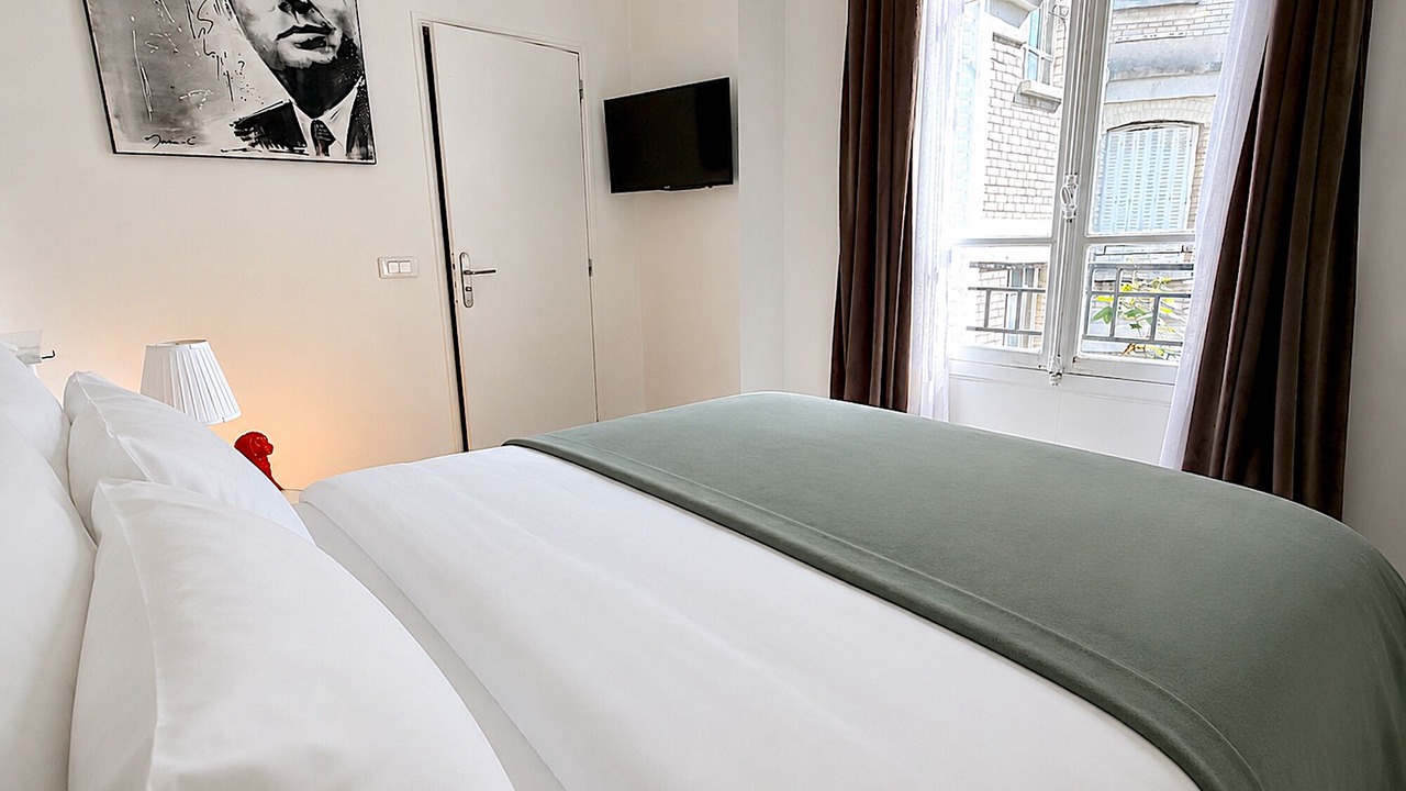 Photo of Bedroom in Passy