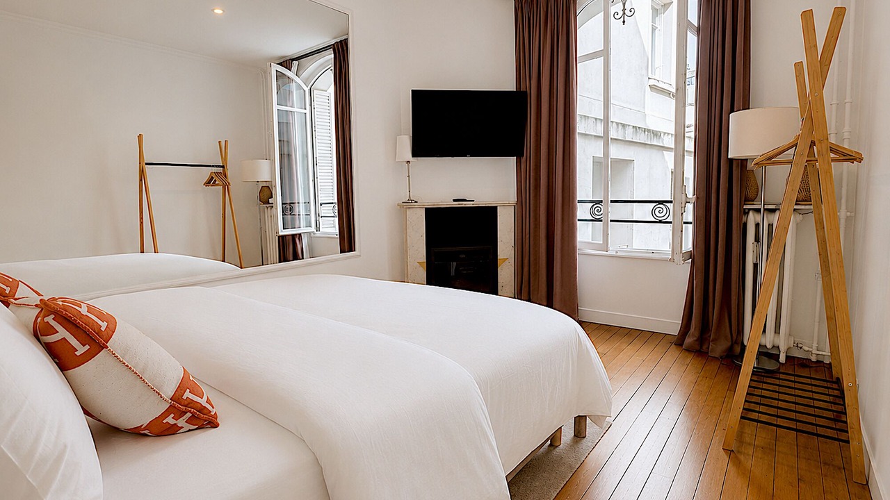 Photo of Bedroom in Passy