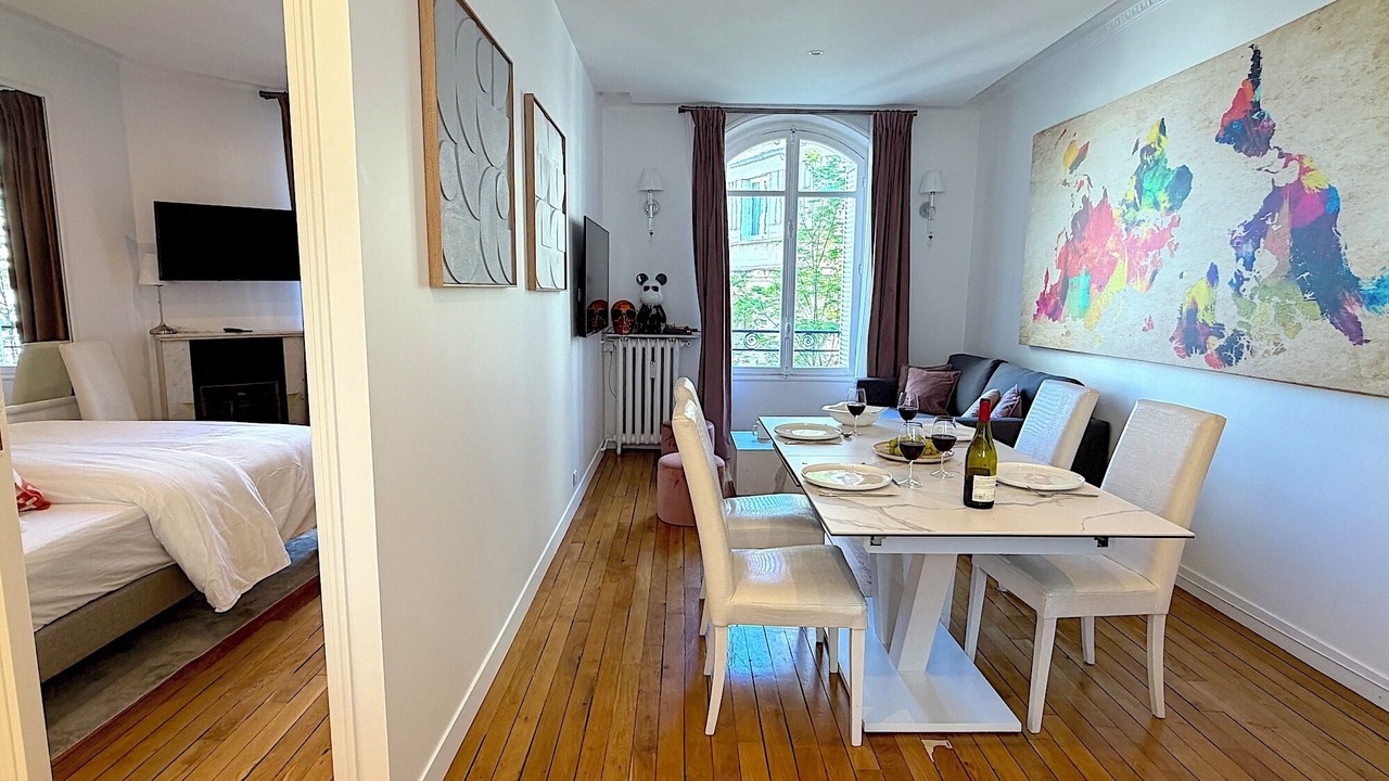 Photo of Bedroom in Passy
