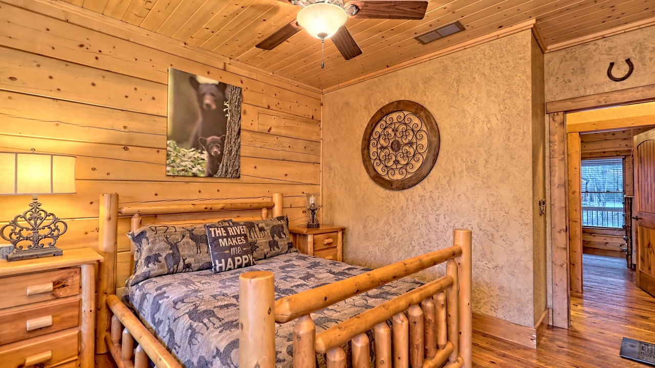 Photo of Bedroom in East Ellijay