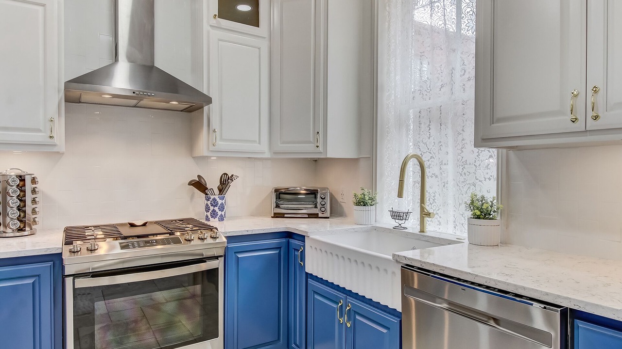 Photo of Kitchen in Historic District - North