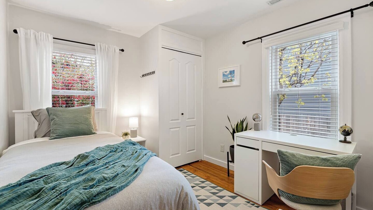 Photo of Bedroom in North End