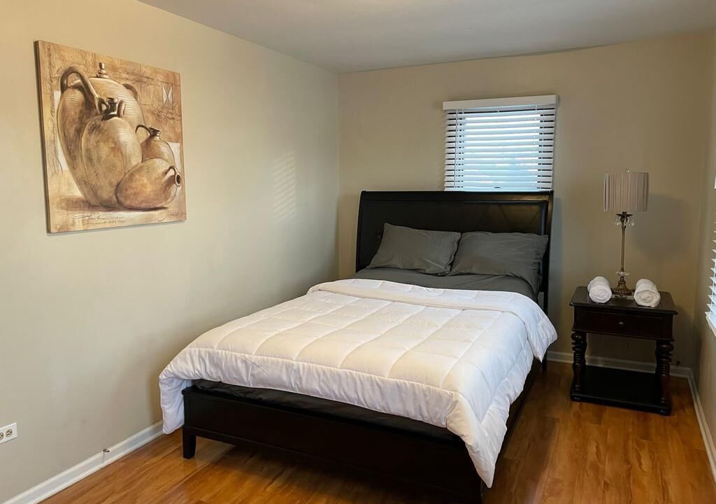 Photo of Bedroom in North Chicago