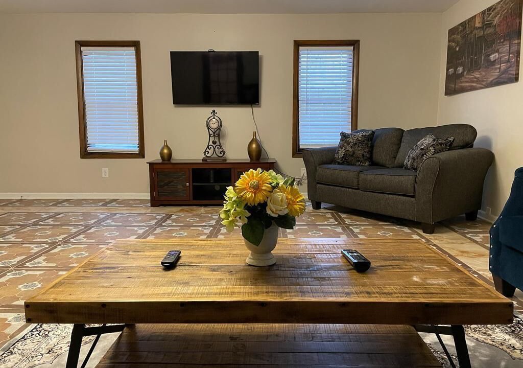 Photo of Livingroom in North Chicago