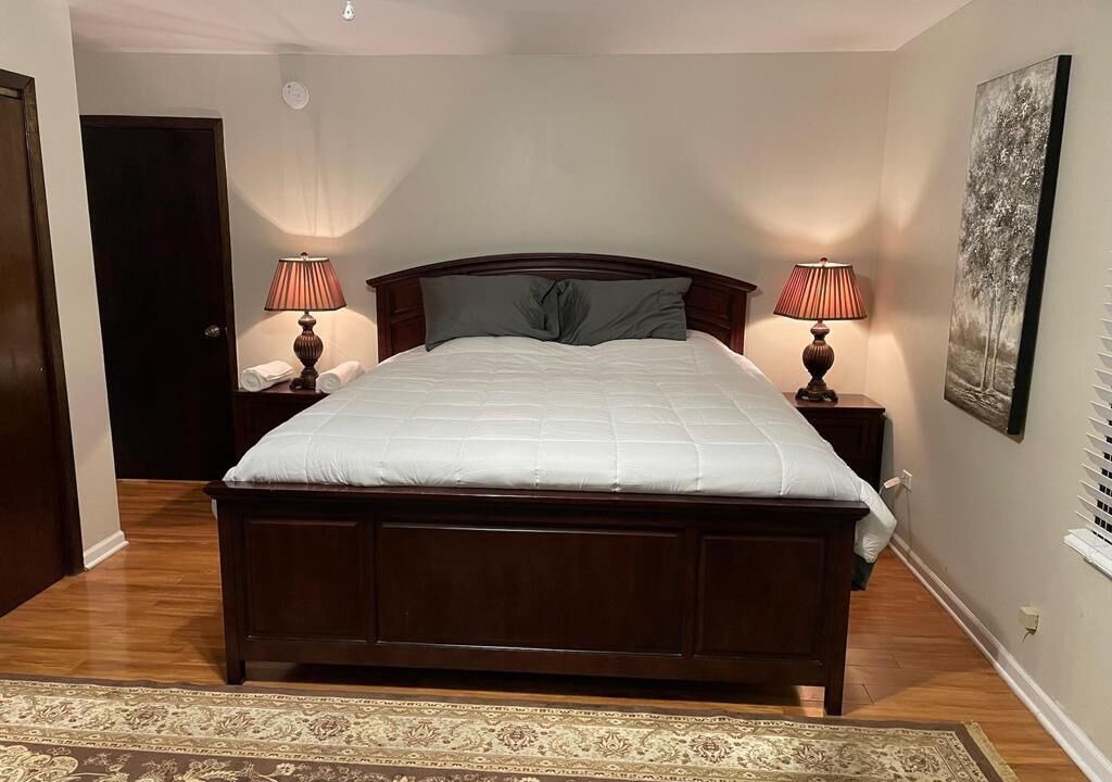 Photo of Bedroom in North Chicago