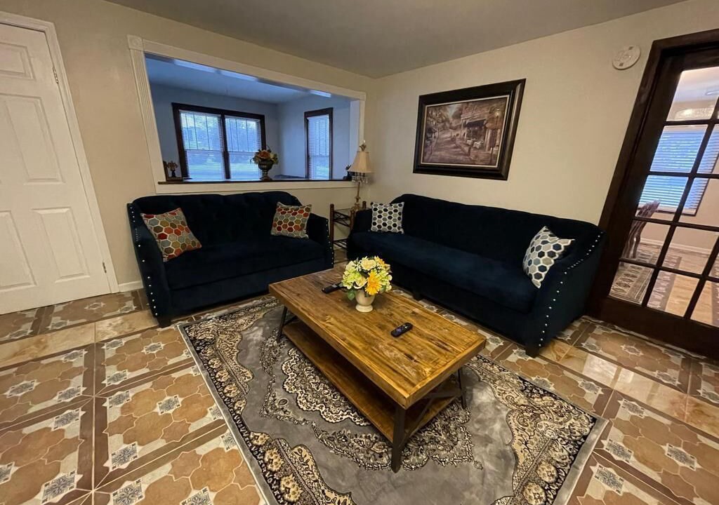 Photo of Livingroom in North Chicago