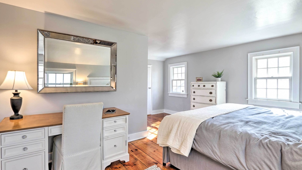 Photo of Bedroom in Marble Dale