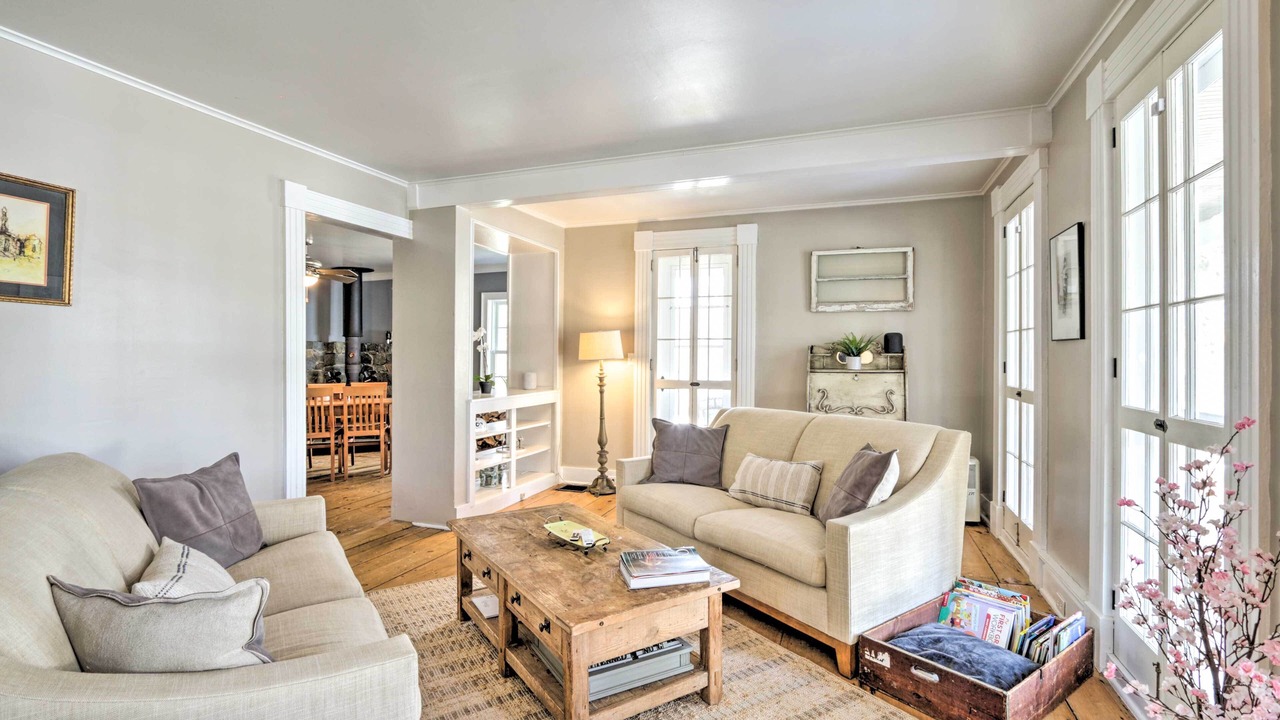 Photo of Livingroom in Marble Dale