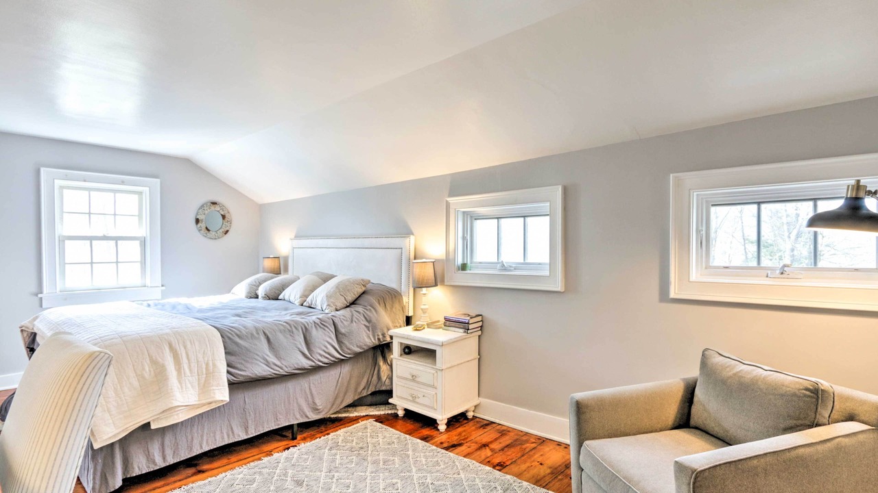 Photo of Bathroom in Marble Dale