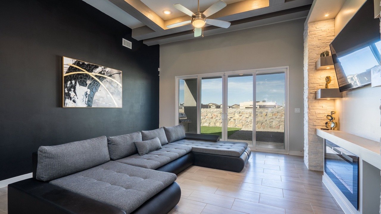 Photo of Livingroom in Biggs Field