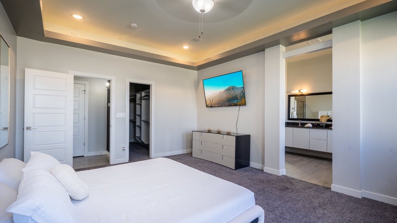 Photo of Bedroom in Biggs Field