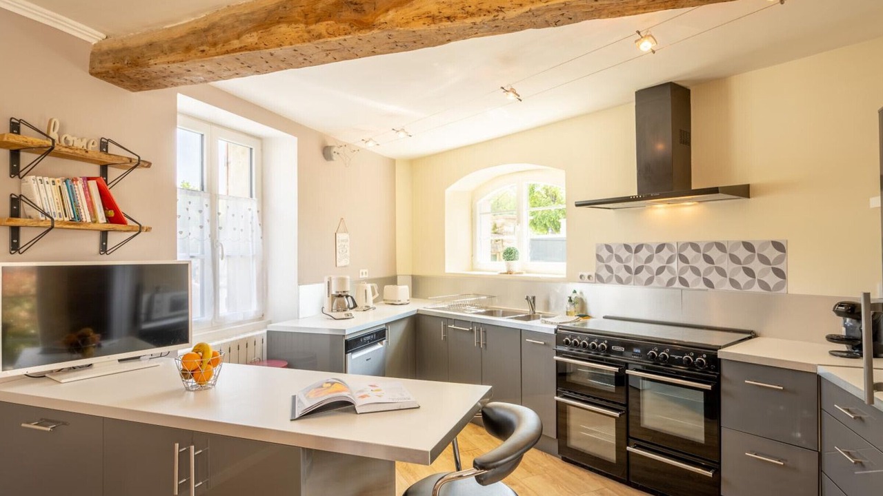 Photo of Kitchen in Royallieu Village