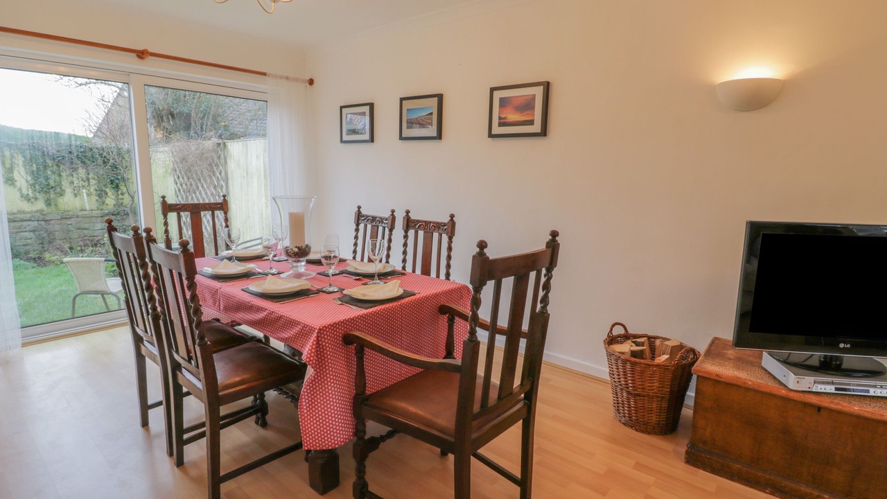 Photo of Others in Briggswath