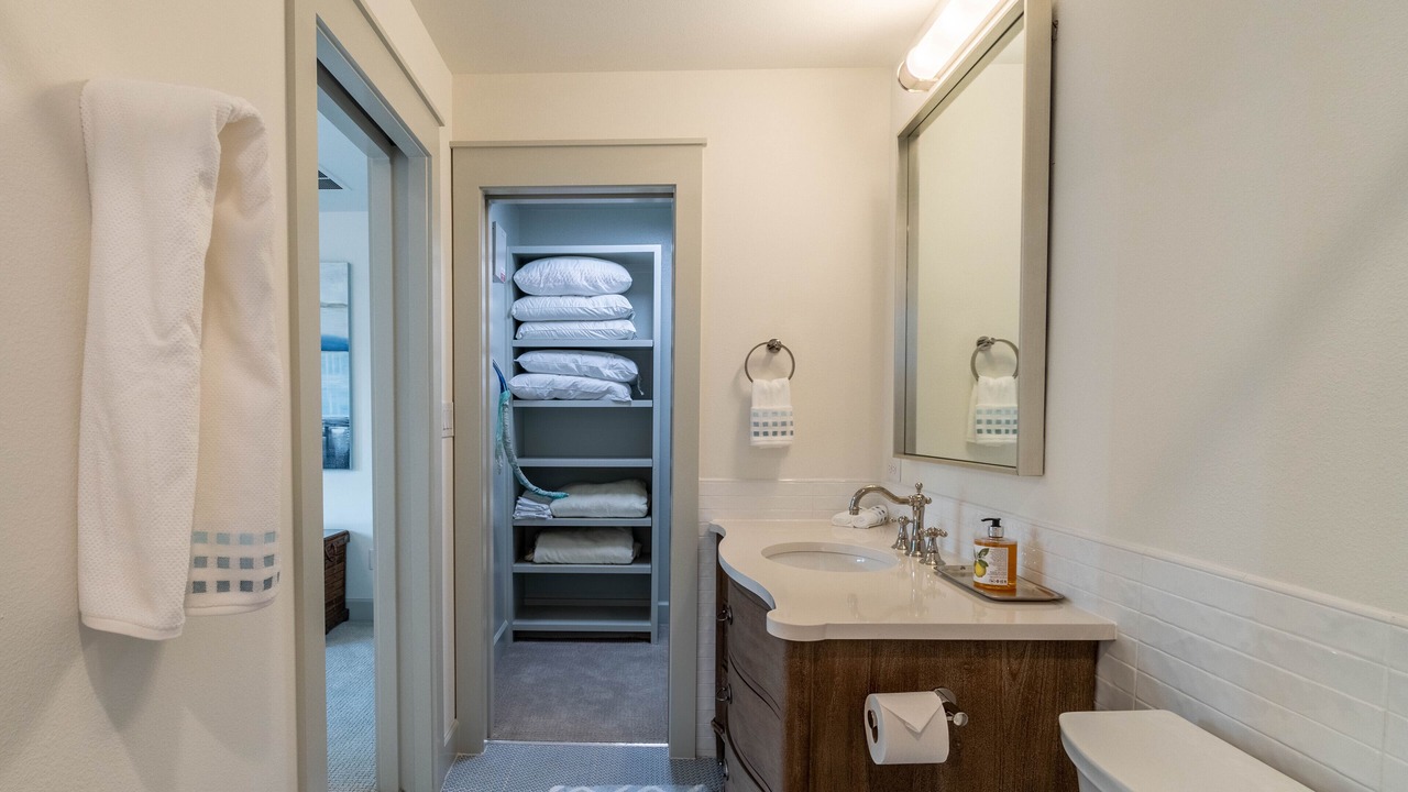 Photo of Bathroom in Kessler