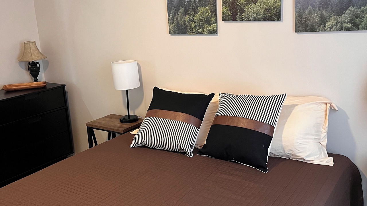 Photo of Bedroom in Champlain