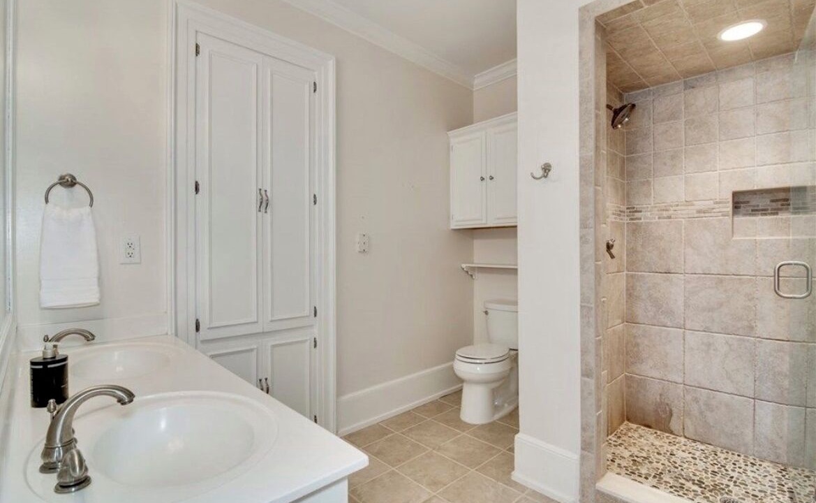 Photo of Bathroom in Summerville