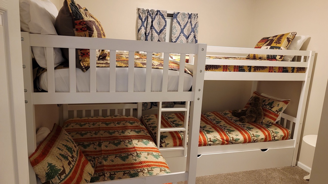 Photo of Others in Twin Mountain