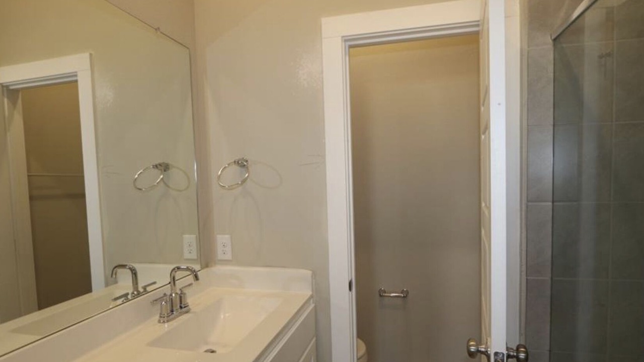 Photo of Bathroom in Barker