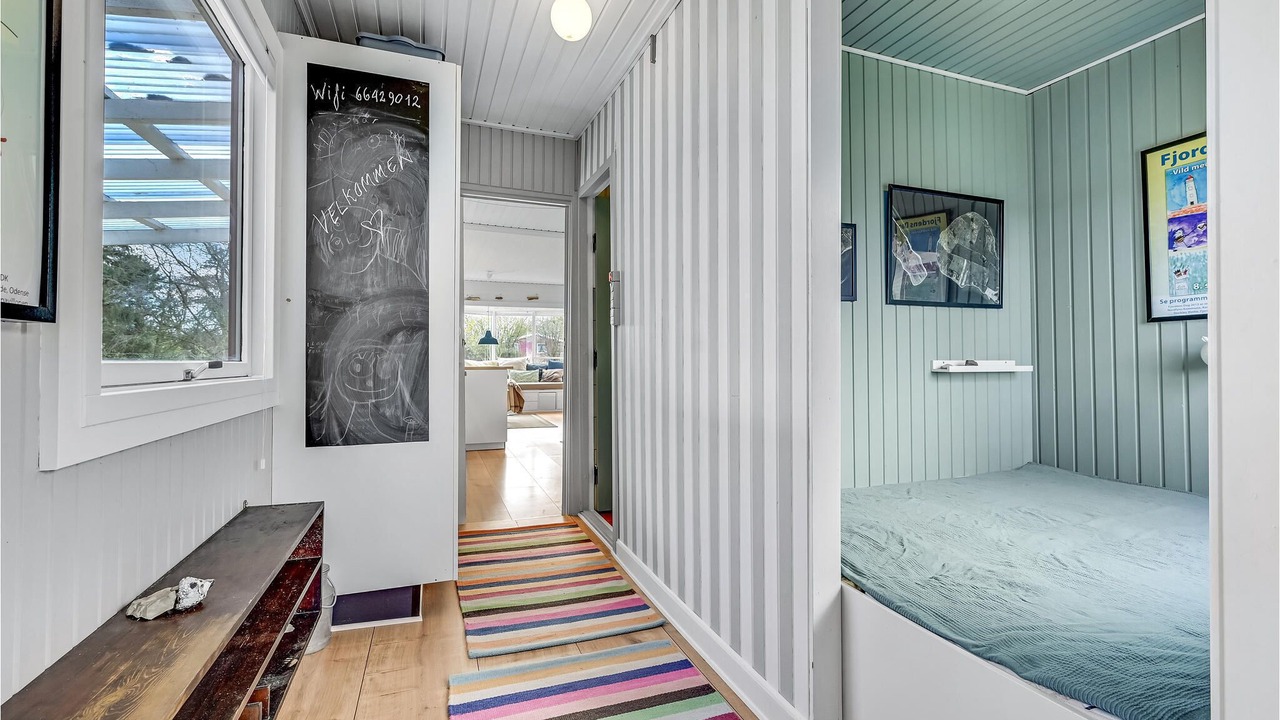 Photo of Others in Mesinge