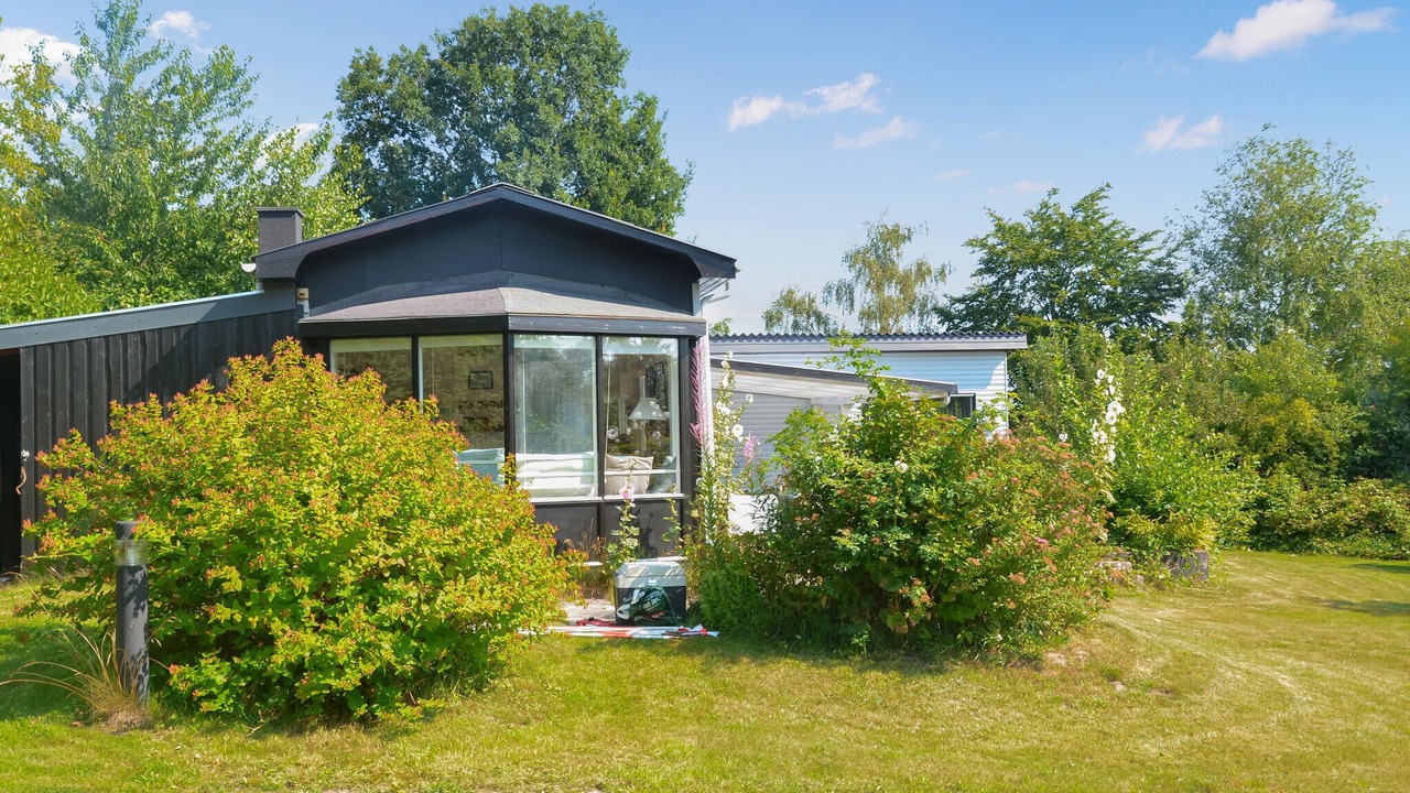 Photo of Others in Mesinge